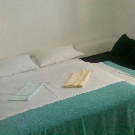 Orange 아파트 포드고라